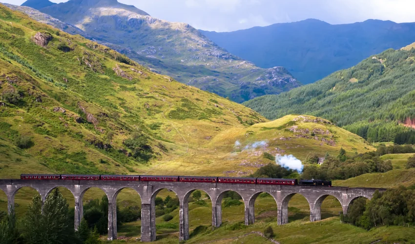 Glenfinnan-Viaduct-and-Jacobite-Steam-Train-scaled